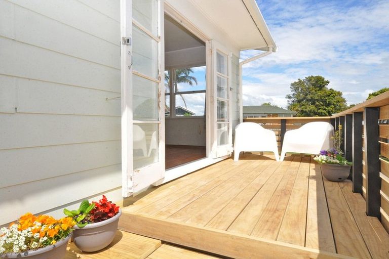 Photo of property in 104 Cargill Street, Papakura, 2110