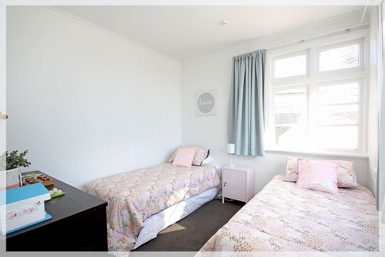 Photo of property in 11 Nelson Street, Foxton Beach, Foxton, 4815