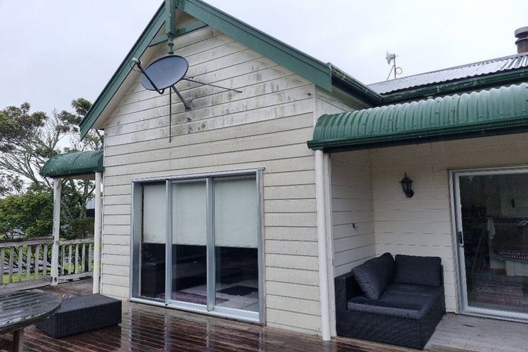 Photo of property in 27 Parrs Road, Hurworth, New Plymouth, 4371