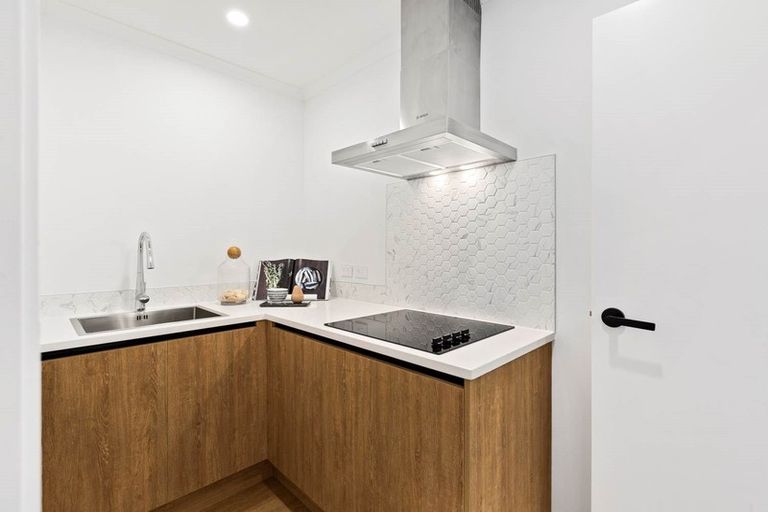 Photo of property in 7a Gambare Place, Wattle Downs, Auckland, 2103