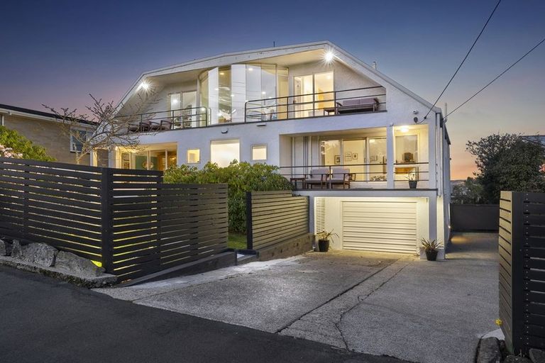 Photo of property in 65 Isadore Road, Saint Clair, Dunedin, 9012