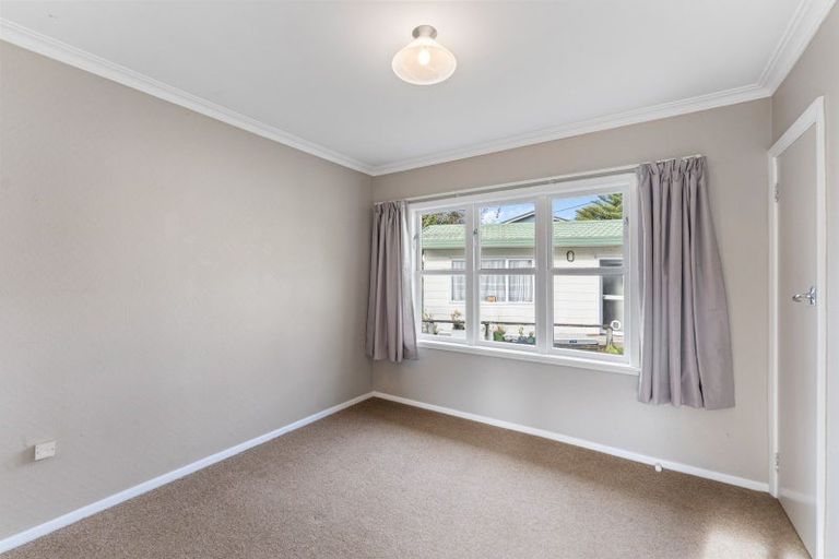 Photo of property in 9 Bluegum Road, Paraparaumu Beach, Paraparaumu, 5032