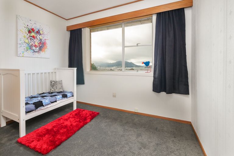 Photo of property in 14 Middleton Road, Kew, Dunedin, 9012