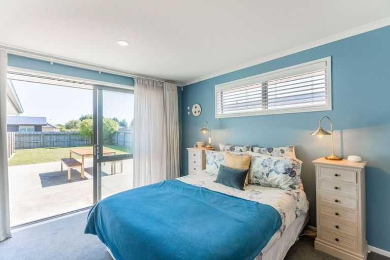 Photo of property in 79 Kotuku Drive, Paraparaumu Beach, Paraparaumu, 5032