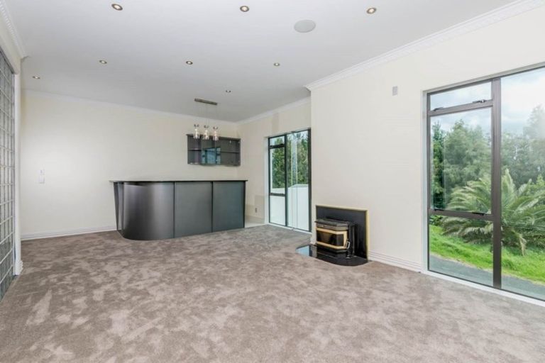 Photo of property in 2036 East Coast Road, Stillwater, Silverdale, 0993