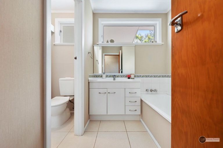 Photo of property in 135 Taita Drive, Avalon, Lower Hutt, 5011