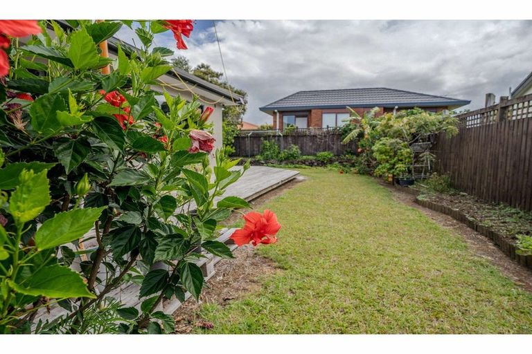 Photo of property in 21 Oakridge Drive, Kerikeri, 0230