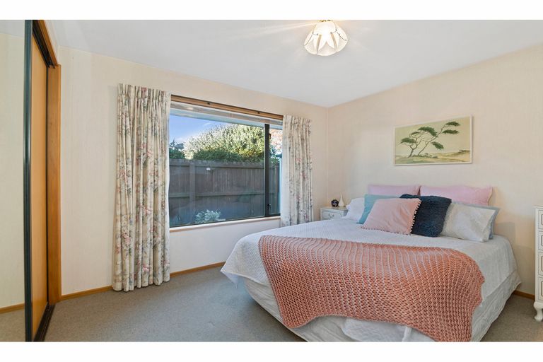 Photo of property in 3b Amdale Avenue, Broomfield, Christchurch, 8042