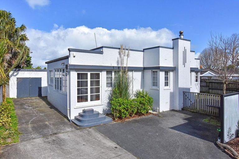 Photo of property in 47a Great South Road, Papakura, 2110
