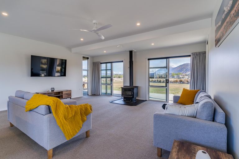 Photo of property in 35 Ben Ohau Road, Ben Ohau, Twizel, 7999