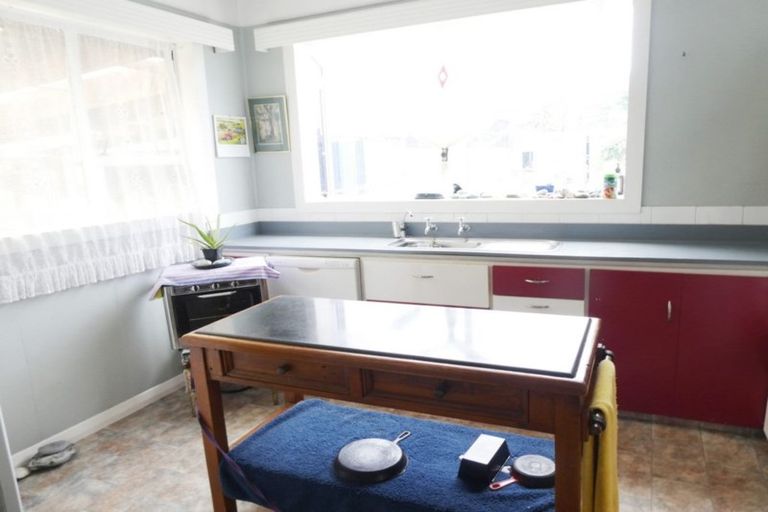 Photo of property in 7 Greenfield Street, Hector, 7822