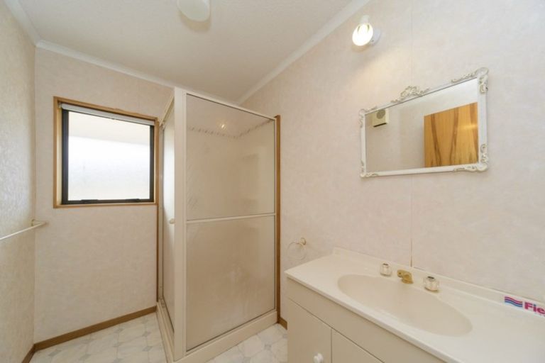 Photo of property in 62 Pacific Drive, Fitzherbert, Palmerston North, 4410