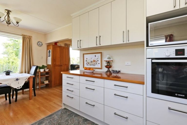 Photo of property in 3 Lyttelton Crescent, Tamatea, Napier, 4112