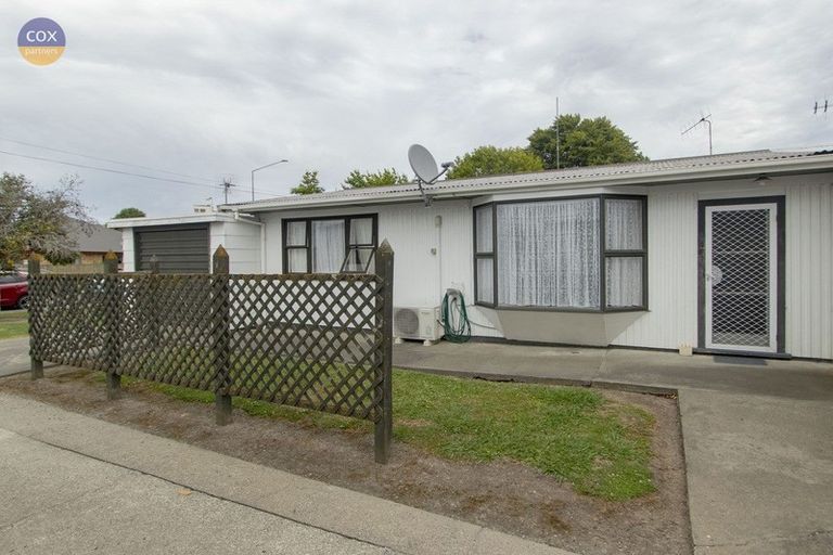 Photo of property in 102 Karaitiana Street, Frimley, Hastings, 4120