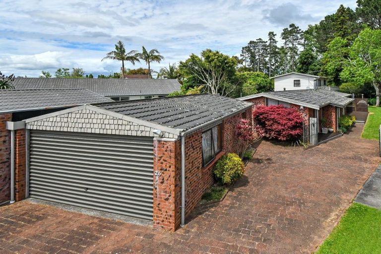 Photo of property in 26 Oakmont Place, Wattle Downs, Auckland, 2103