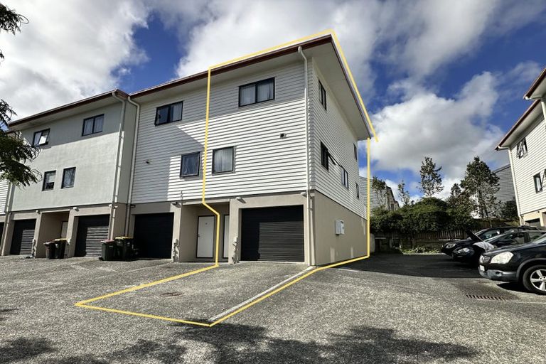 Photo of property in 17/46 Carlos Drive, Flat Bush, Auckland, 2016