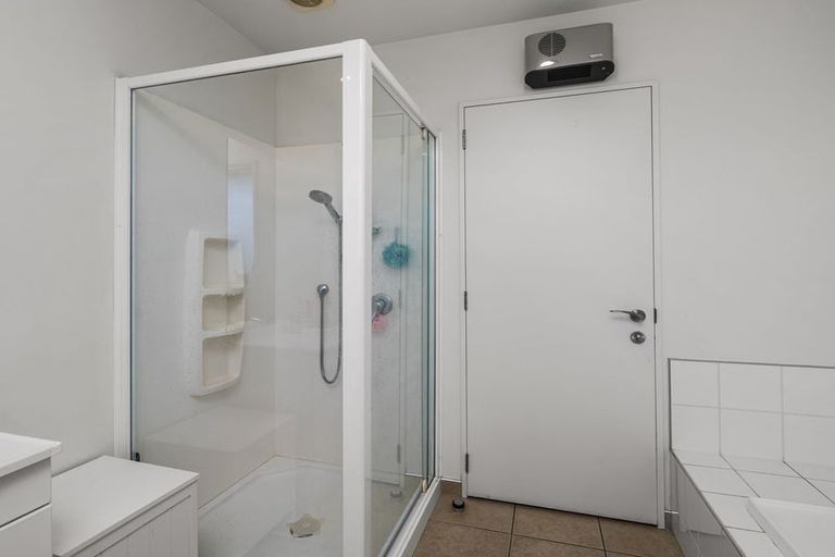 Photo of property in 4 Keats Place, Rolleston, 7614