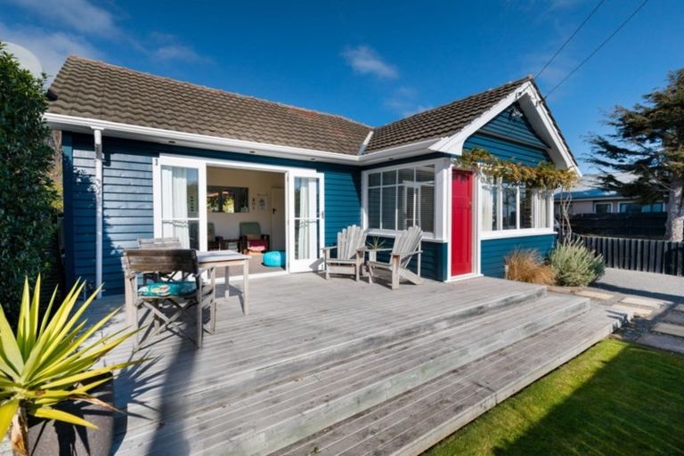 Photo of property in 41 Falcon Street, New Brighton, Christchurch, 8061