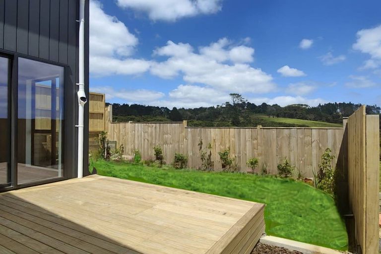 Photo of property in 87 Biokovo Street, Massey, Auckland, 0614