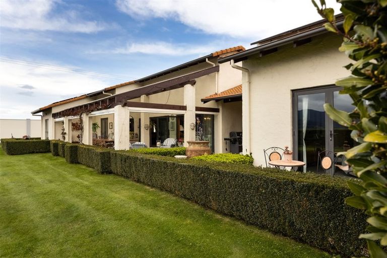 Photo of property in 2 Ashford Grove, Rapaura, Blenheim, 7273