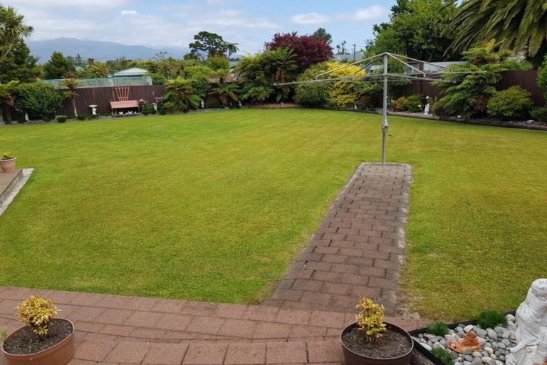 Photo of property in 22 Roebuck Street, Westport, 7825