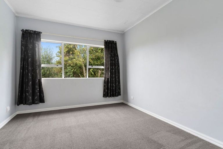 Photo of property in 42 Wyndham Street, Carterton, 5713