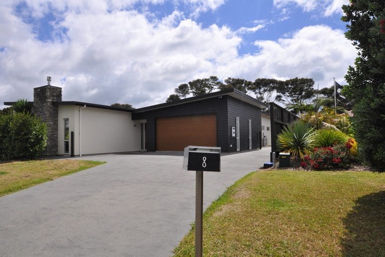 Photo of property in 8 Skippers Close, Haruru, 0204