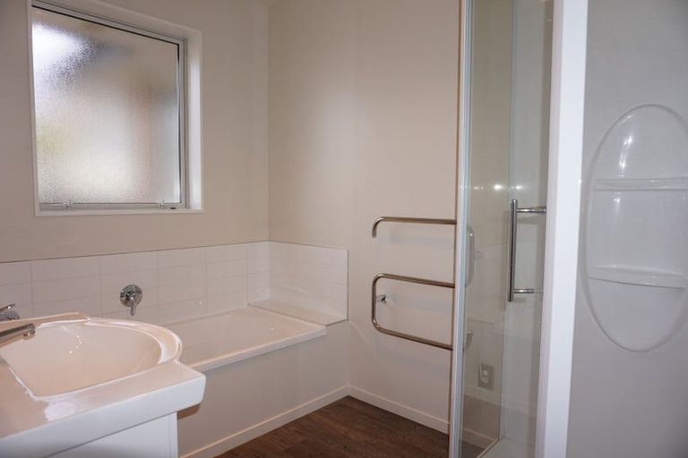 Photo of property in 4 Stanwood Grove, Darfield, 7510