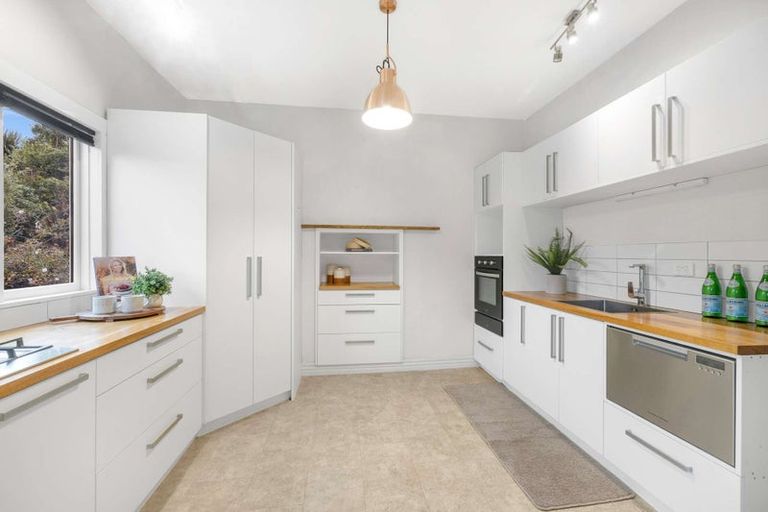 Photo of property in 28 Ward Road, Cheviot, 7310