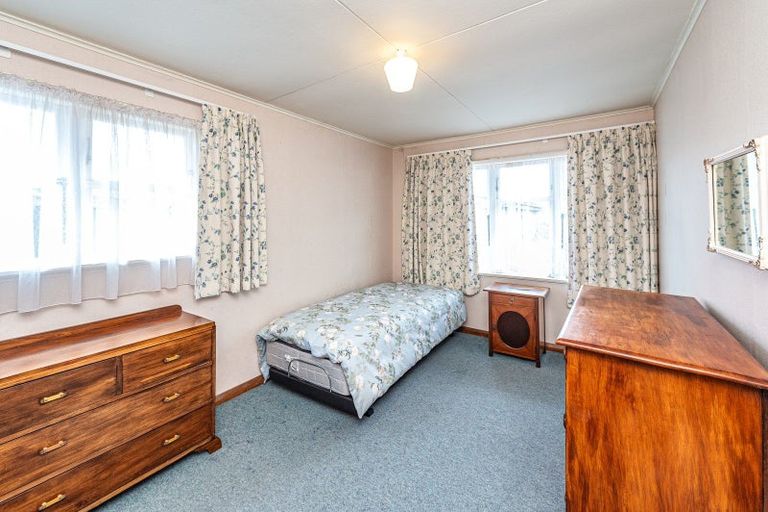 Photo of property in 22 Selwyn Crescent, College Estate, Whanganui, 4500