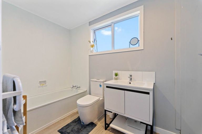 Photo of property in 44 Rangipoia Place, Turangi, 3334