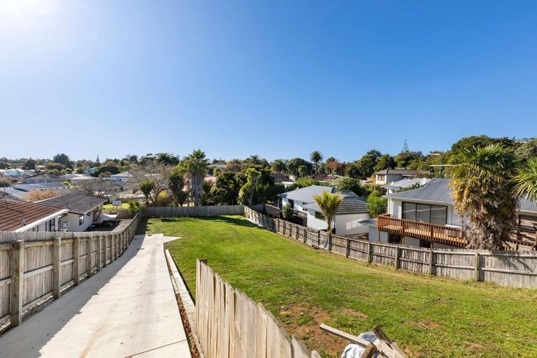 Photo of property in 18a George Street, Waiuku, 2123