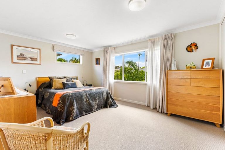 Photo of property in 43 Landmark Terrace, Orewa, 0931