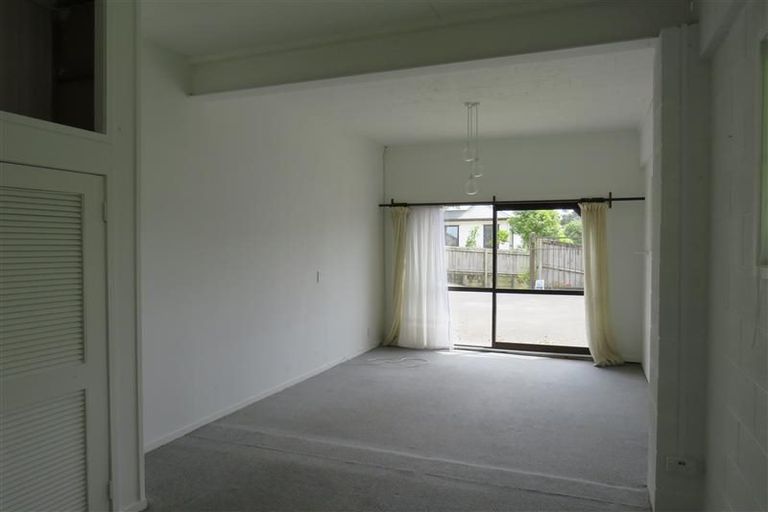 Photo of property in 40a Konini Road, Titirangi, Auckland, 0604