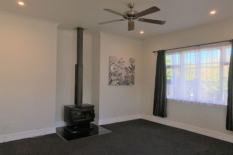 Photo of property in 14 Lee Street, Southbridge, 7602