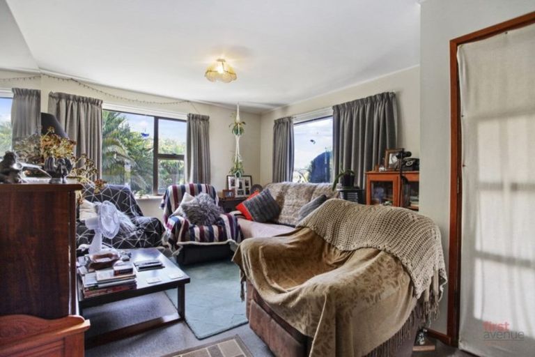 Photo of property in 28 Rowcliffe Crescent, Avonside, Christchurch, 8061