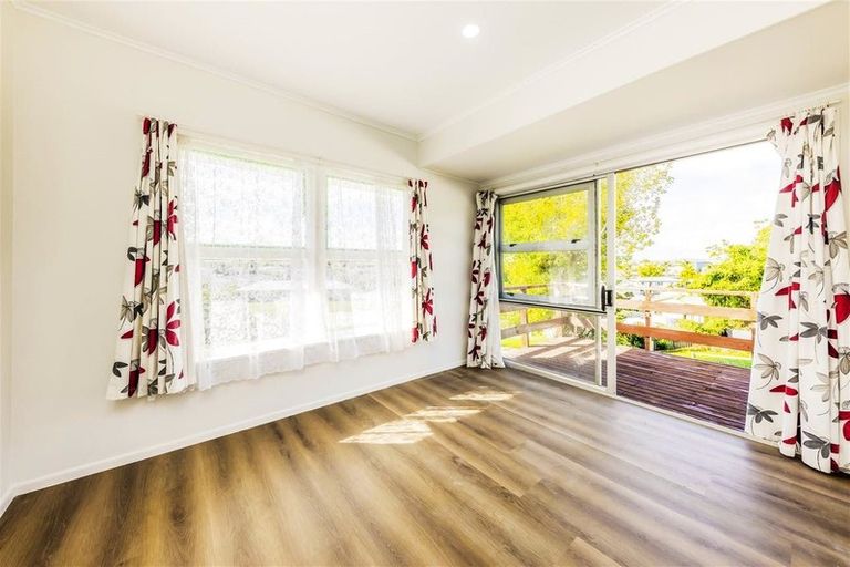 Photo of property in 65 Christmas Road, Manurewa, Auckland, 2102