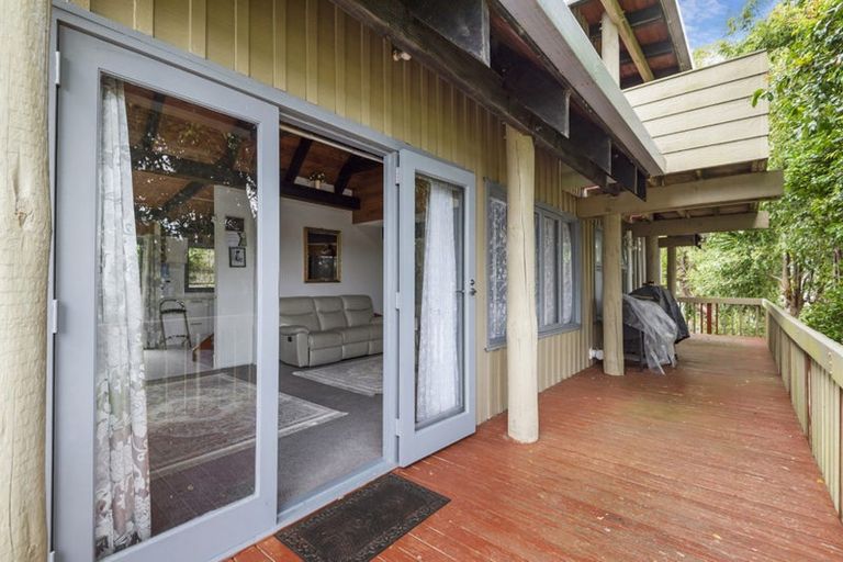 Photo of property in 9 Poplar Road, Stanmore Bay, Whangaparaoa, 0932