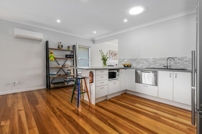 Photo of property in 8 Hughes Street, Waikanae Beach, Waikanae, 5036