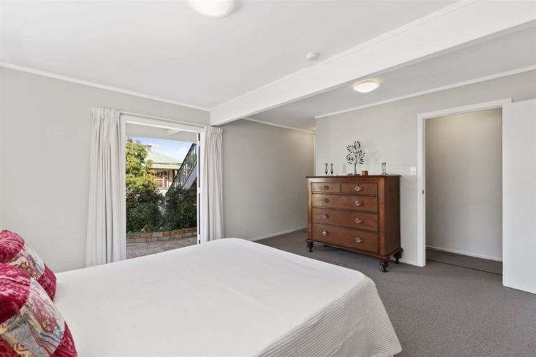 Photo of property in 5 St Aubyn Street, Devonport, Auckland, 0624