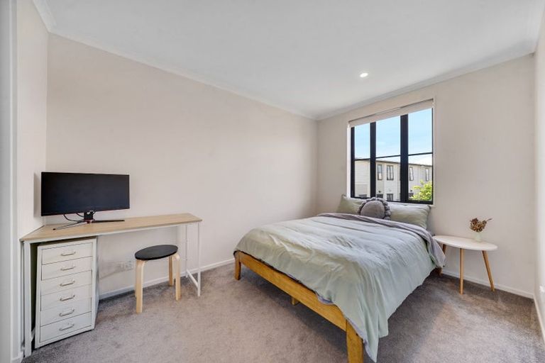 Photo of property in 7 Saddleback Crescent, Papakura, 2110
