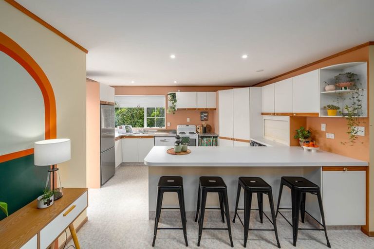 Photo of property in 10 Mallard Grove, Churton Park, Wellington, 6037
