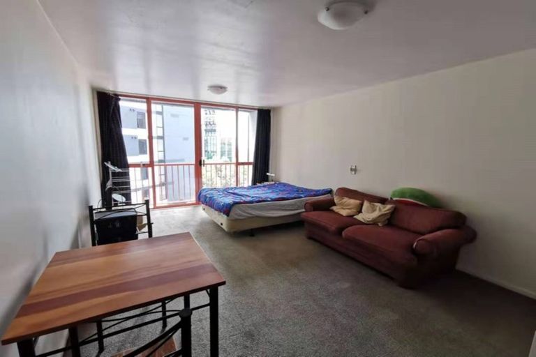 Photo of property in Cintra Apartments, 5e/3 Whitaker Place, Grafton, Auckland, 1010