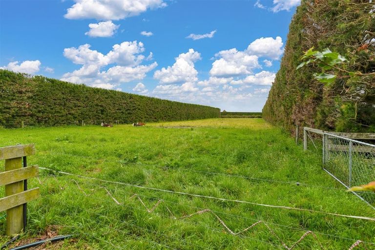 Photo of property in 2162 North Eyre Road, West Eyreton, Rangiora, 7475