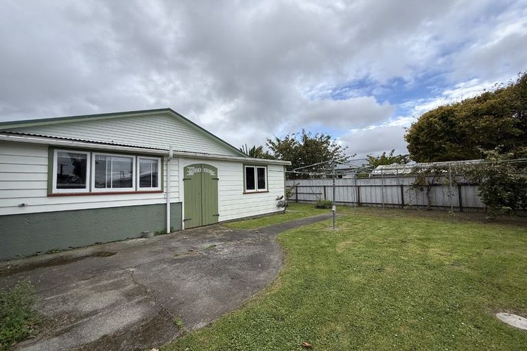Photo of property in 6 Valentine Street, Alicetown, Lower Hutt, 5010