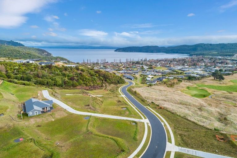 Photo of property in 44 Kittyhawk Drive, Kinloch, Taupo, 3377