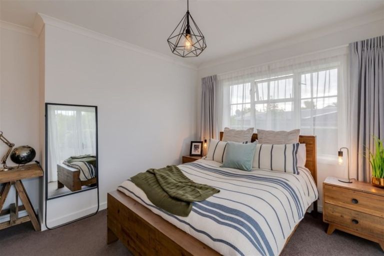 Photo of property in 264 Riverlaw Terrace, Saint Martins, Christchurch, 8022