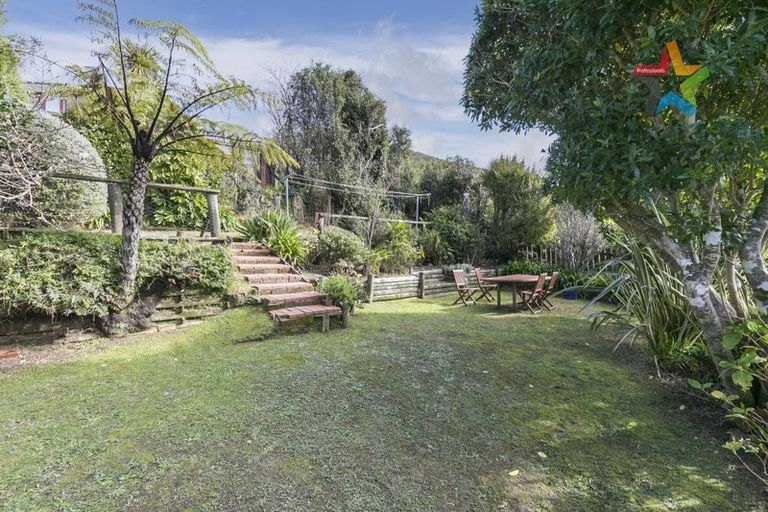 Photo of property in 91 Makara Road, Karori, Wellington, 6012