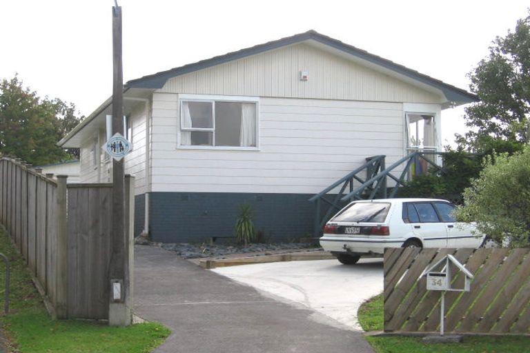 Photo of property in 34 Pipitea Place, Massey, Auckland, 0614