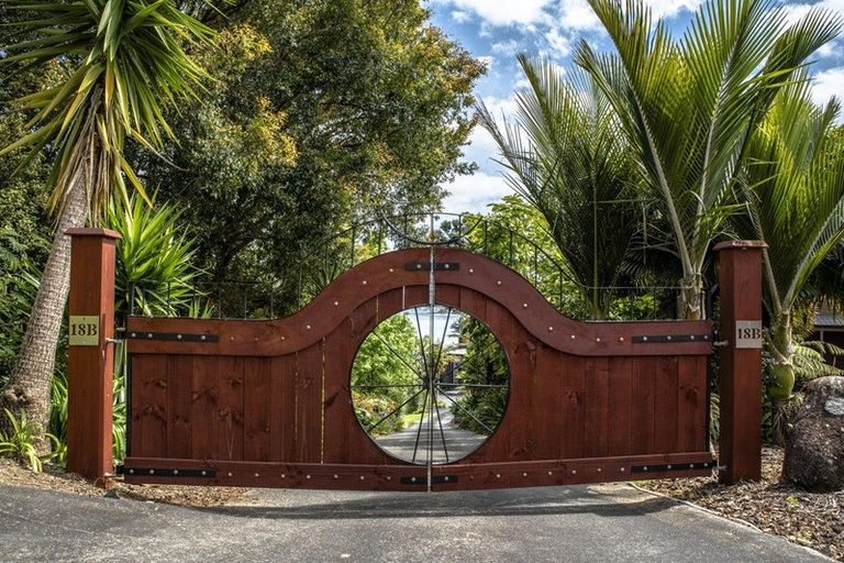 Photo of property in 18b Kaha Place, Russell, 0272